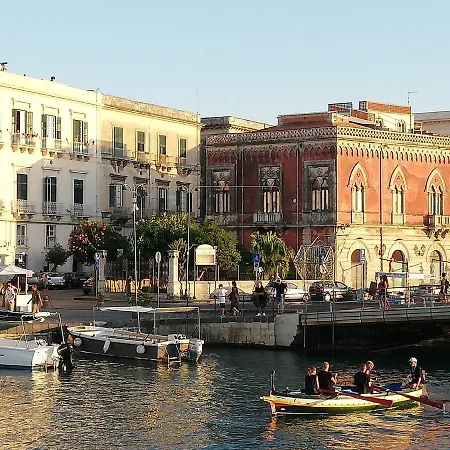 Apartment Alicea In Siracusa *